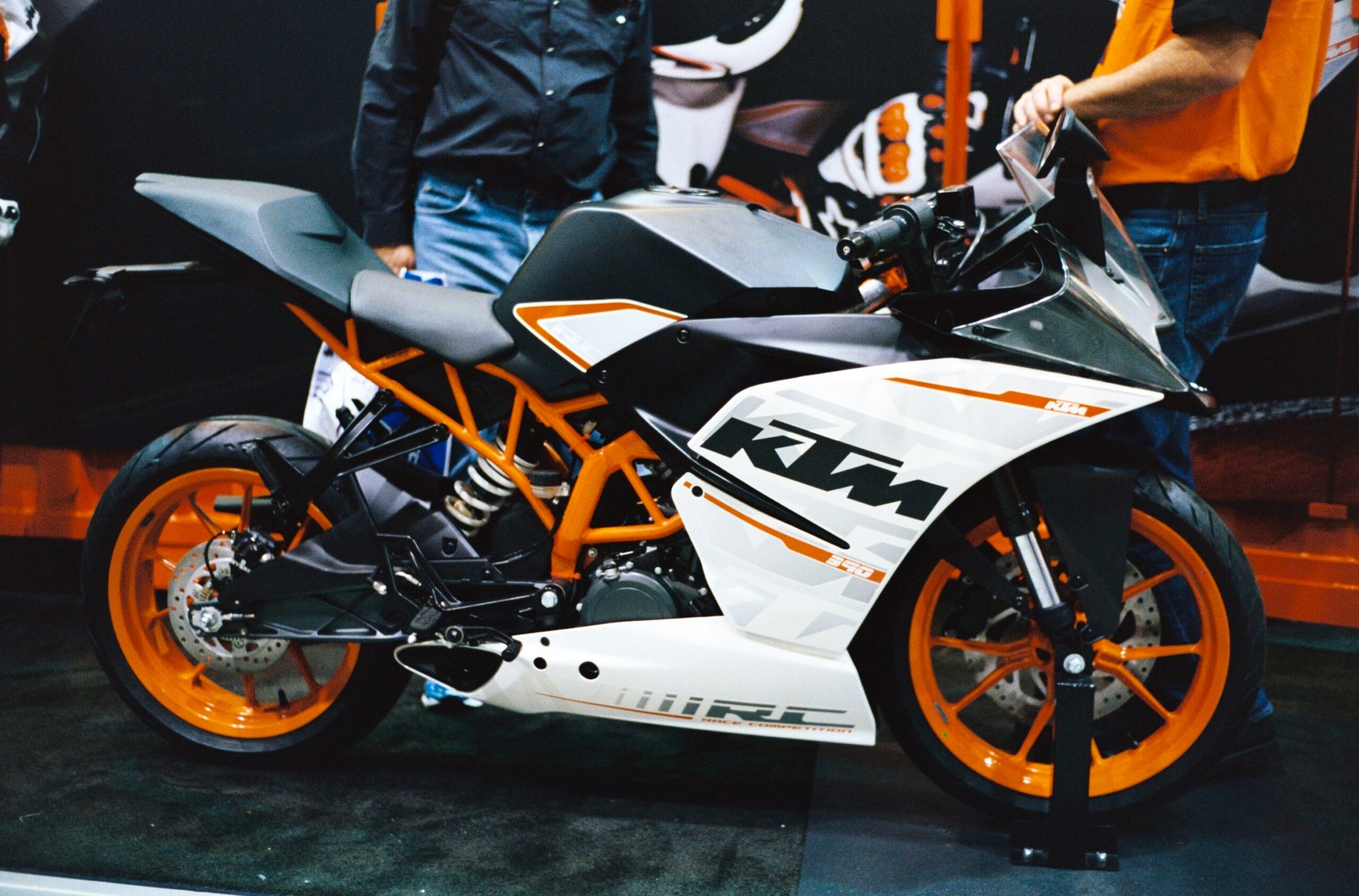 buying-a-motorbike-at-auction-in-australia-auction-finder