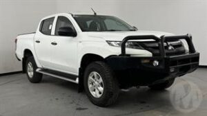 2022 Mitsubishi Triton MR GLX 4D Dual Cab Utility