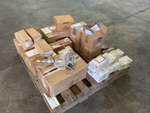 *UNRESERVED* Pallet Containing Mixed Pressure/Flow Transmitters