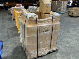 *UNRESERVED* Pallet of LED Lighting Fixtures HDL106 - Luminaires.