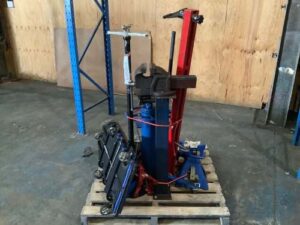 1x Pallet Lot of Assorted Items.