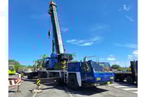2009 Grove GMK5220 Crane Truck