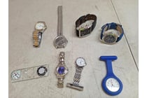 1x SEIKO two-tone men's watch with roman numerals...