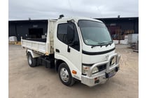 2006 Hino Dutro tipper truck 