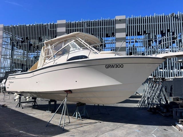 Salvage c2025 Grady-White Marlin 300 Walk Around Offshore