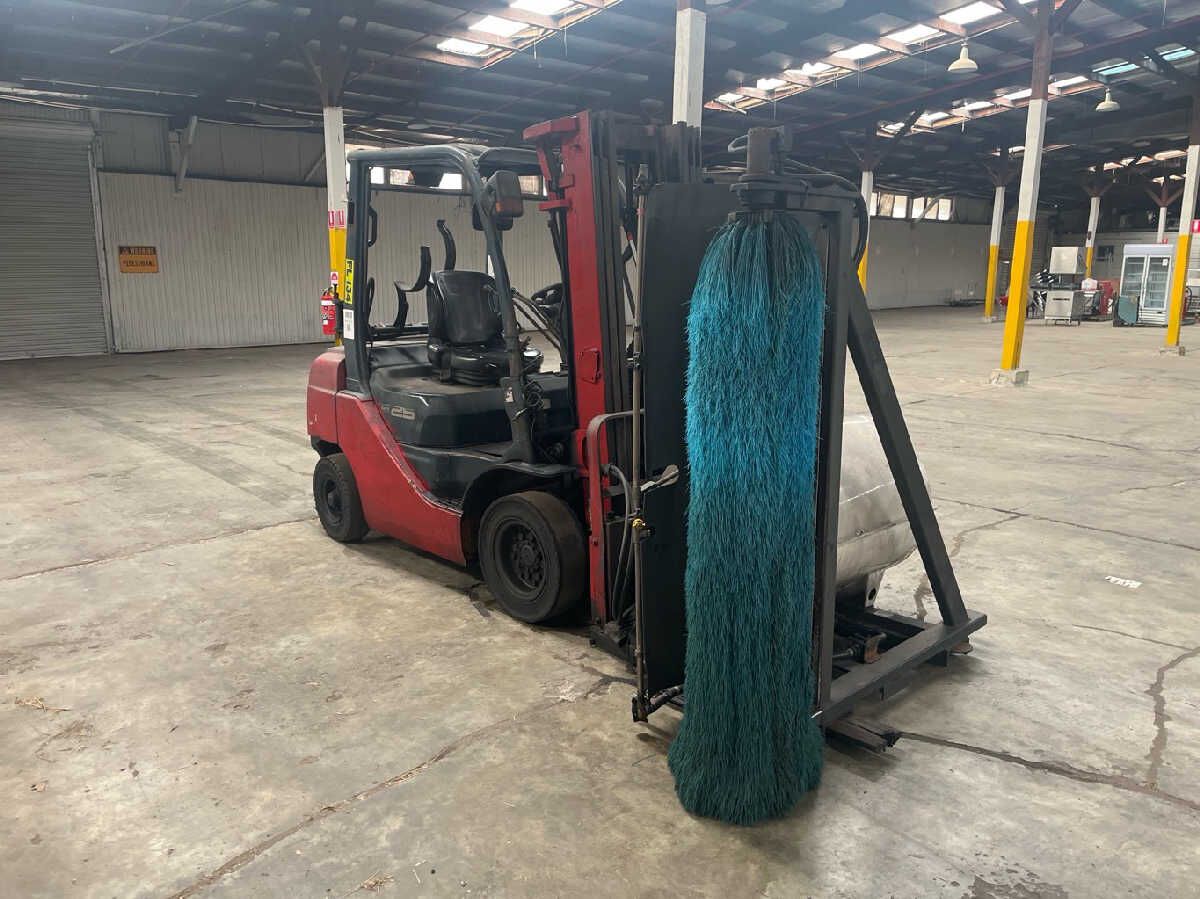 Prime Mover, Trailer and industrial auction