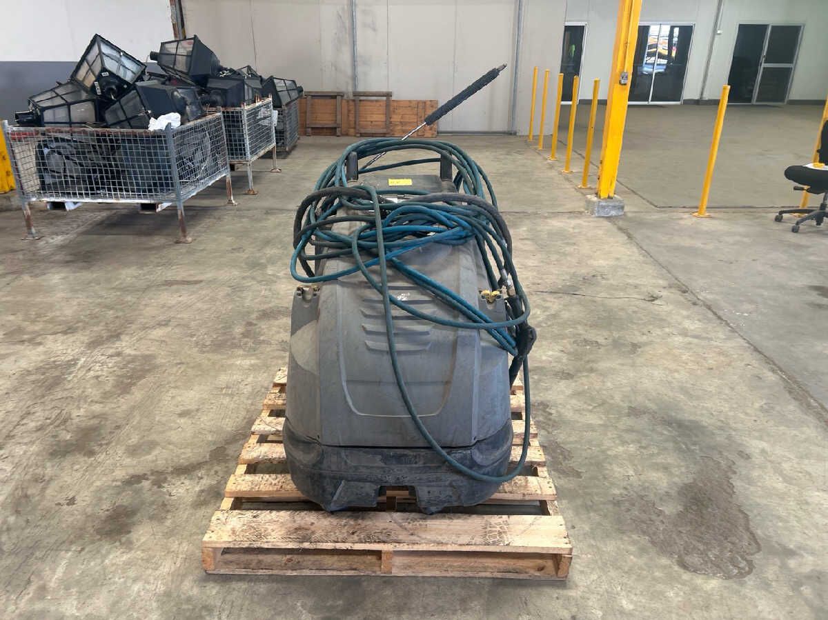 UNRESERVED National Fleet Rotation Sale