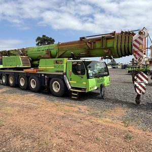2012 Liebherr LTM1160 Crane