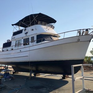 Ocean 40 Flybridge with Aft Cabin