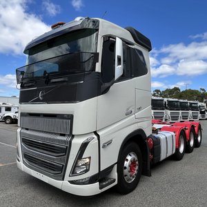 EX Corporate Volvo Tri Drives Auction