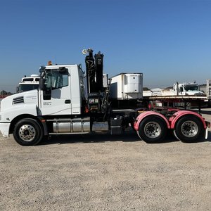 Prime Movers, Crane Trucks, Trailer Sets & Celtainers