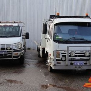 Trucks, Tilt Tray Trucks, Buses & A-Trailer Online Welshpool Auction