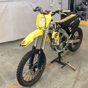 Suzuki RMZ Dirt bike Petrol
