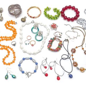 Moving Clearance Auction | Jewellery, Gemstones & Minerals