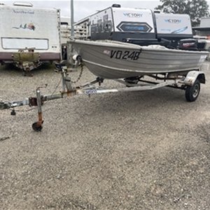 Stacer 37 Boat