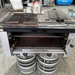 Unreserved Hospitality, Restaurant & Entertainment Equipment