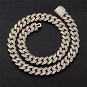 925 Sterling Silver & Moissanite Luxury Jewellery Sale!!