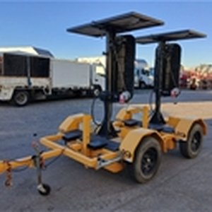Global PTL2 Traffic Light Trailers