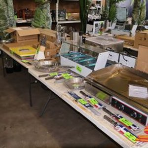 New Commercial Kitchenware & Decor Catering Stage 2 Online Welshpool Auction