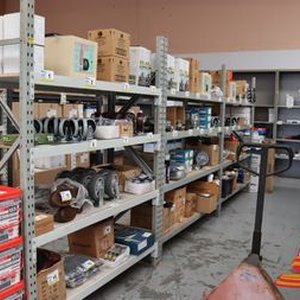 Hardware, Toys & Chefs Uniforms WA Salvage Online Auction