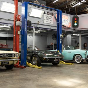 ‘The Garage’ Collection of Robert van Stokrom & Leonie Hill – Cheltenham Victoria