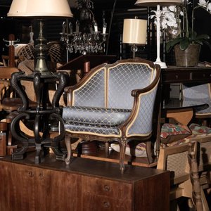 Furniture & Interiors
