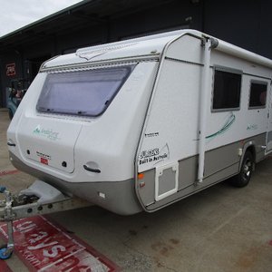 2014 Jurgens Jindabyne PT2210 Caravan
