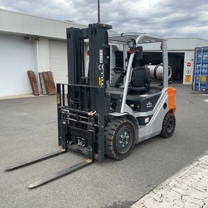 Short Notice SA Onsite Caravan Showroom & Workshop Equipment Liquidation Sale