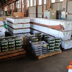 Laminated Flooring, Packs of Plywood & Artificial Lawn Online Welshpool Auction