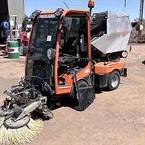 National Salvage Truck, Machinery & Caravan Simulcast Weekly