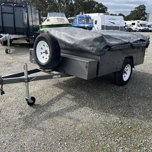 1999 WALK A-Bout 7 x 4 Camper Trailer