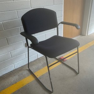 Used Cushioned Office Chairs And Stools